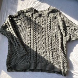 Large Green Aerie sweater, super thick and warm!